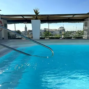 Becquer 4*, Sevilha Espanha