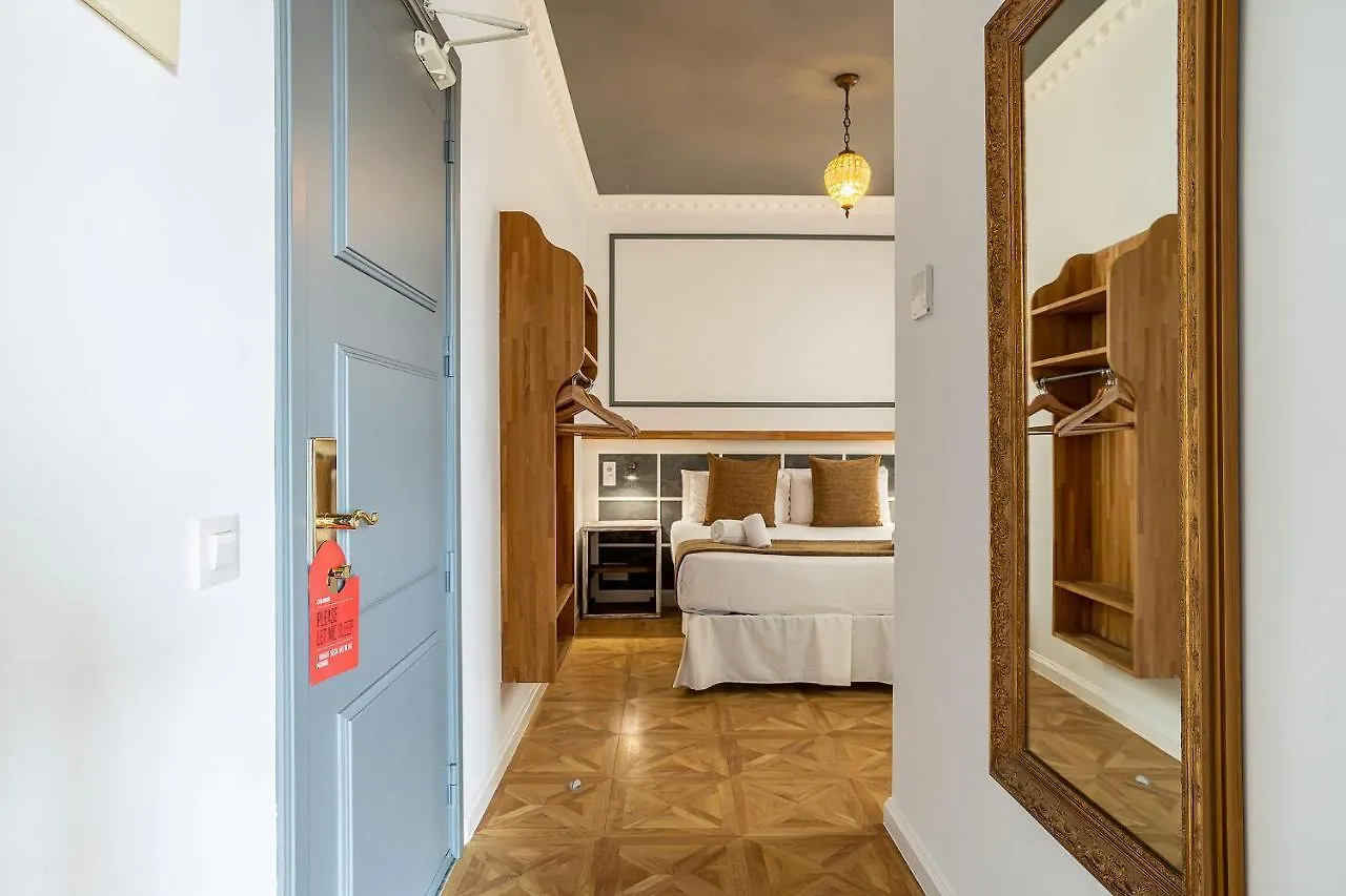 Aparthotel Casa Gracia Apartments Barcelona Spain